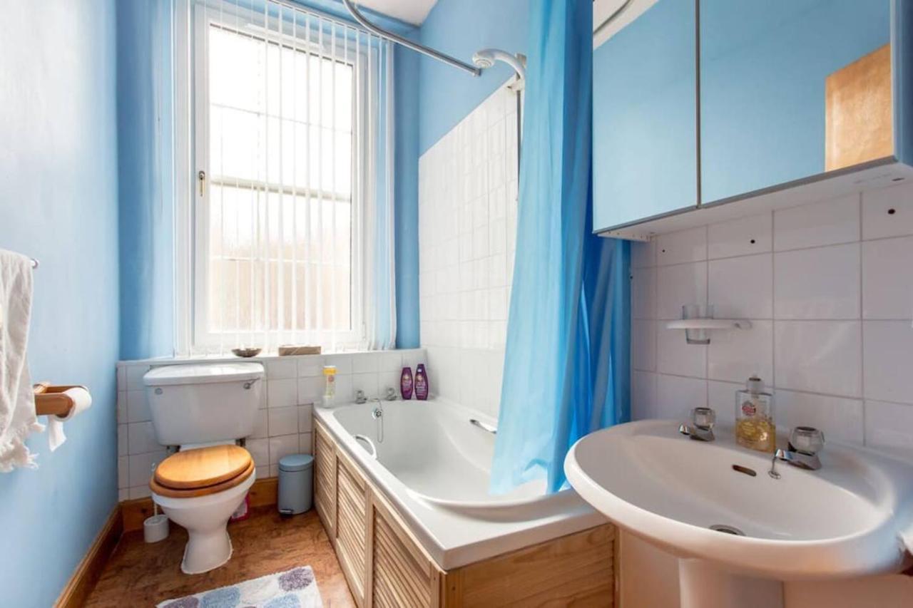 Joivy 3 Bed Flat In Old Town, Close To Grassmarket EDI Eksteriør billede