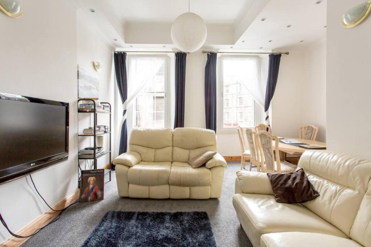 Joivy 3 Bed Flat In Old Town, Close To Grassmarket EDI Eksteriør billede
