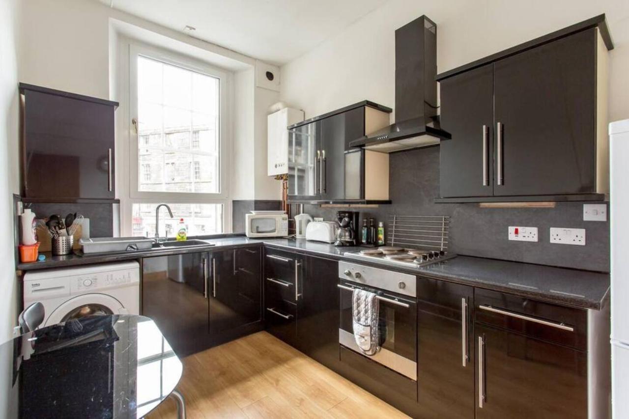 Joivy 3 Bed Flat In Old Town, Close To Grassmarket EDI Eksteriør billede