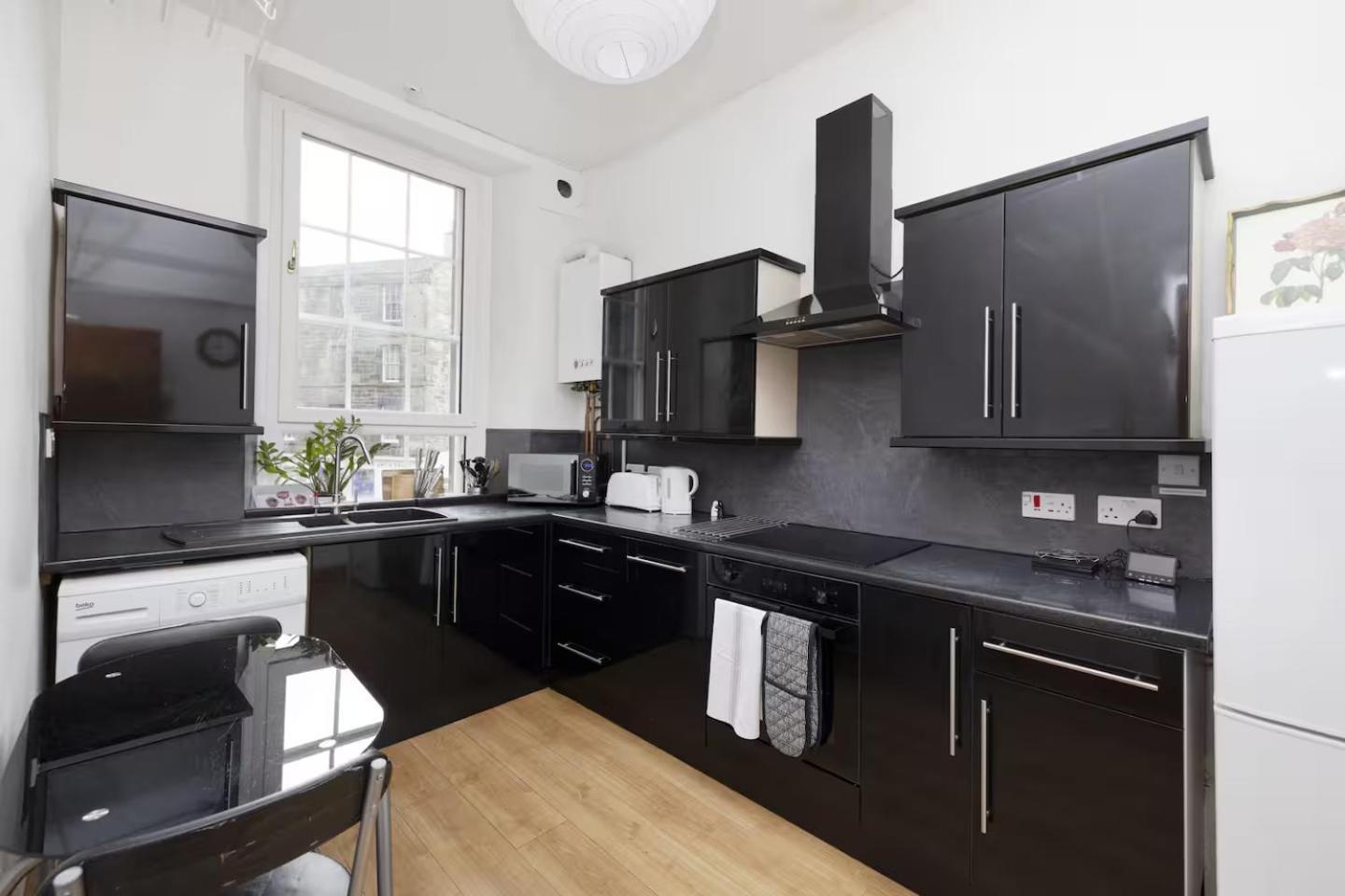 Joivy 3 Bed Flat In Old Town, Close To Grassmarket EDI Eksteriør billede
