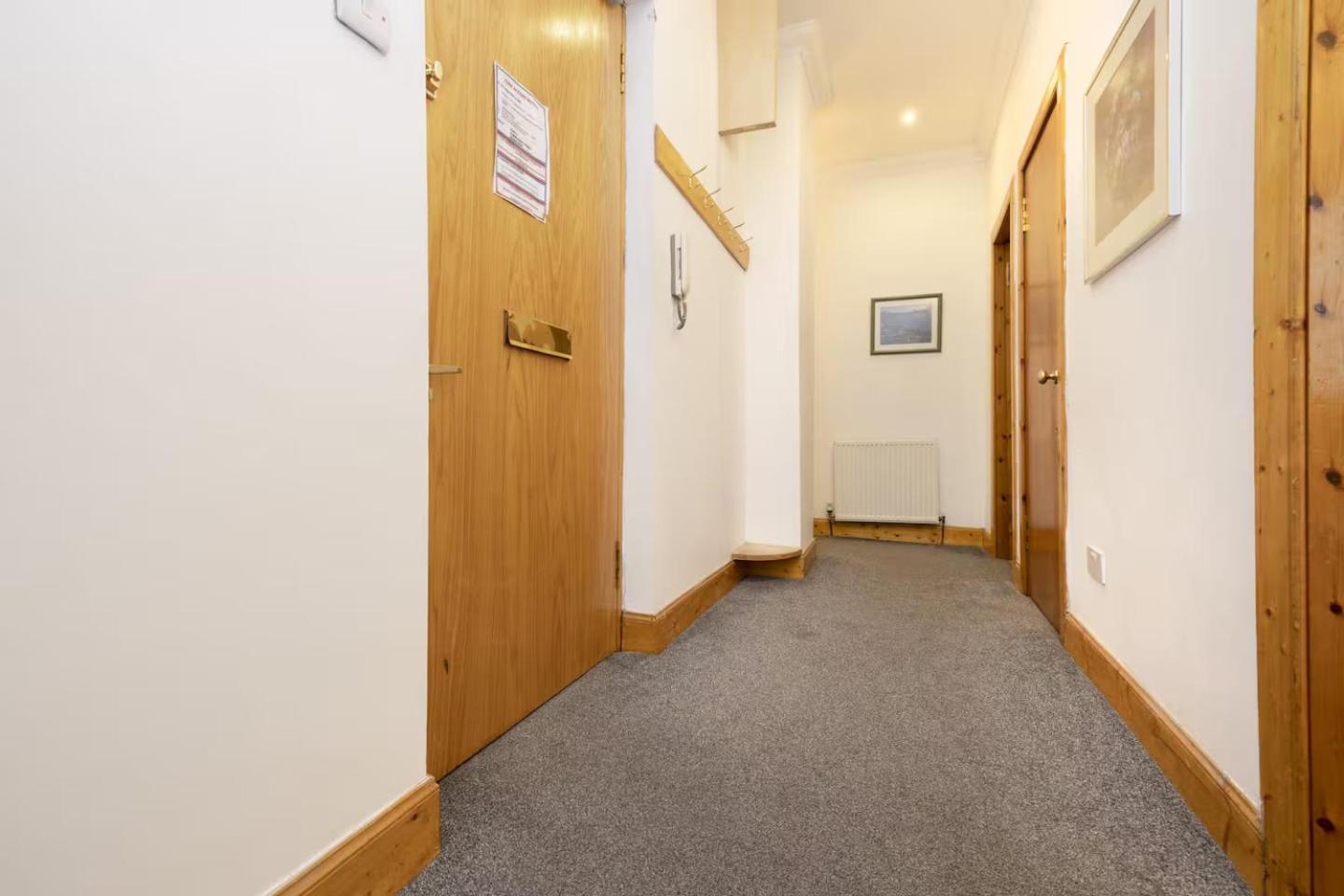 Joivy 3 Bed Flat In Old Town, Close To Grassmarket EDI Eksteriør billede
