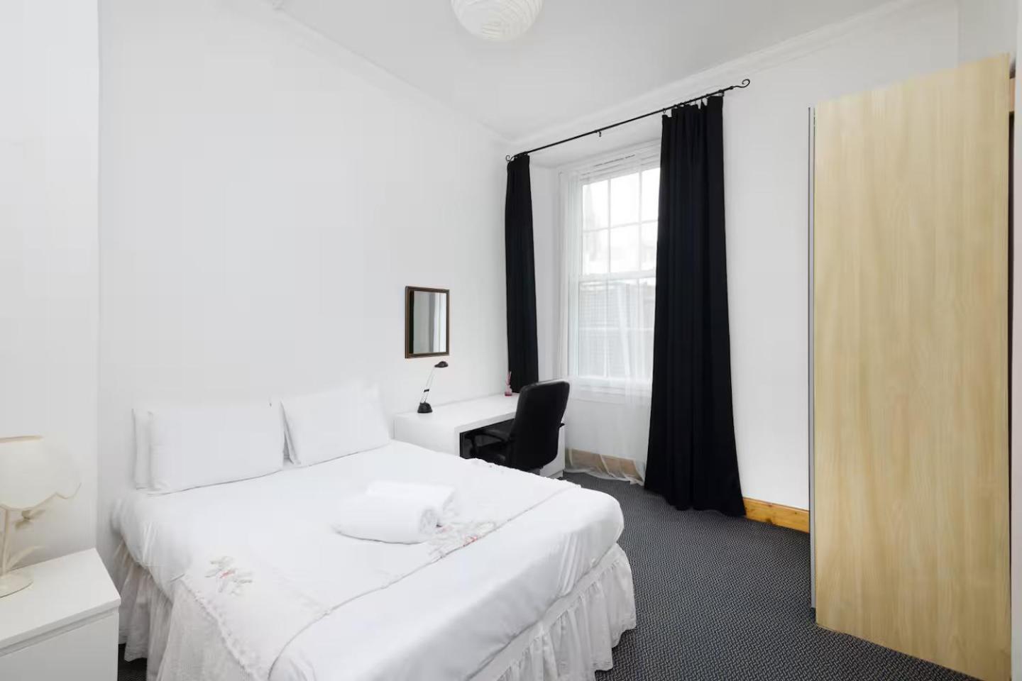 Joivy 3 Bed Flat In Old Town, Close To Grassmarket EDI Eksteriør billede